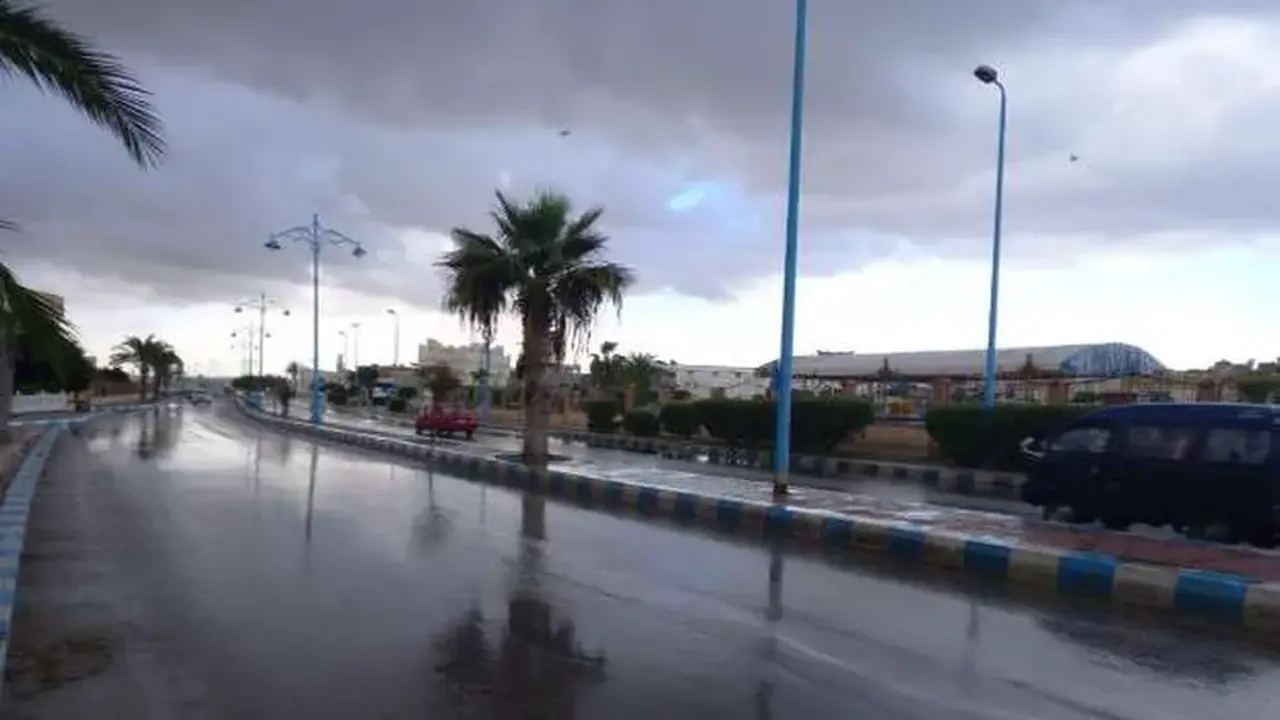 الأرصاد تتوقع تقلبات جوية وأمطار على مرسي مطروح والعلمين ثاني أيام العيد